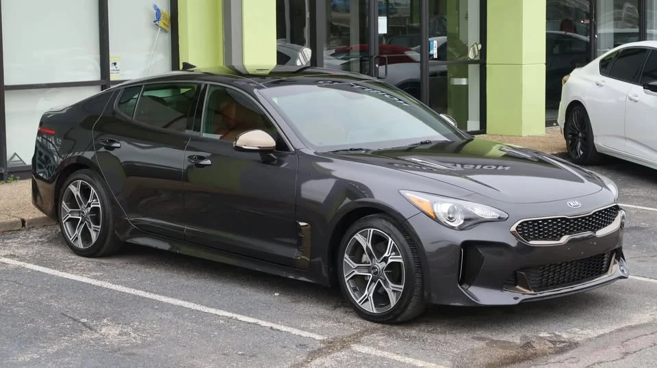 2020 Kia Stinger - Image 5 of 20