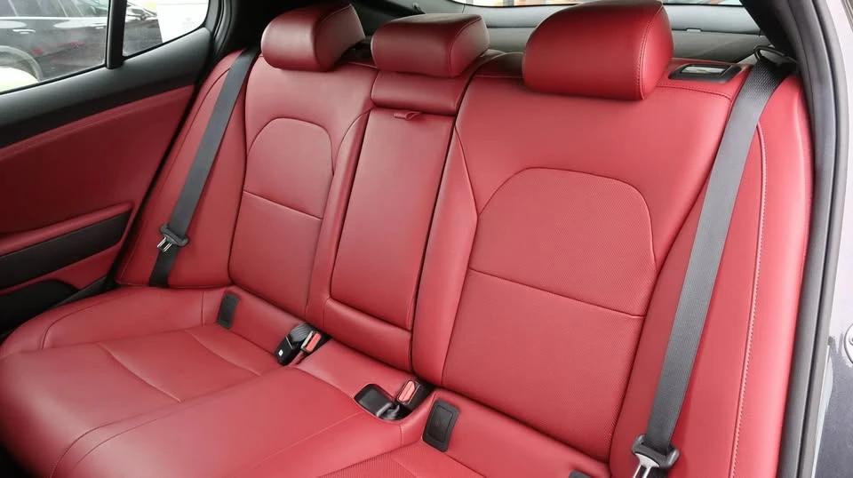 2020 Kia Stinger - Image 17 of 20