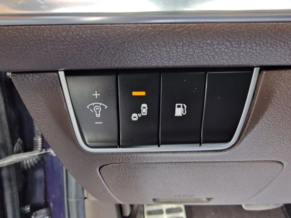 2020 Kia Stinger - Image 4 of 20