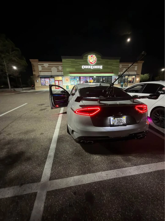 2020 Kia Stinger - Image 11 of 12