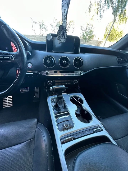 2020 Kia Stinger GT - Image 9 of 9