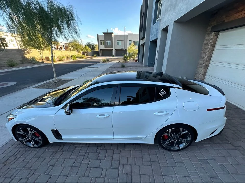 2020 Kia Stinger GT - Image 7 of 9