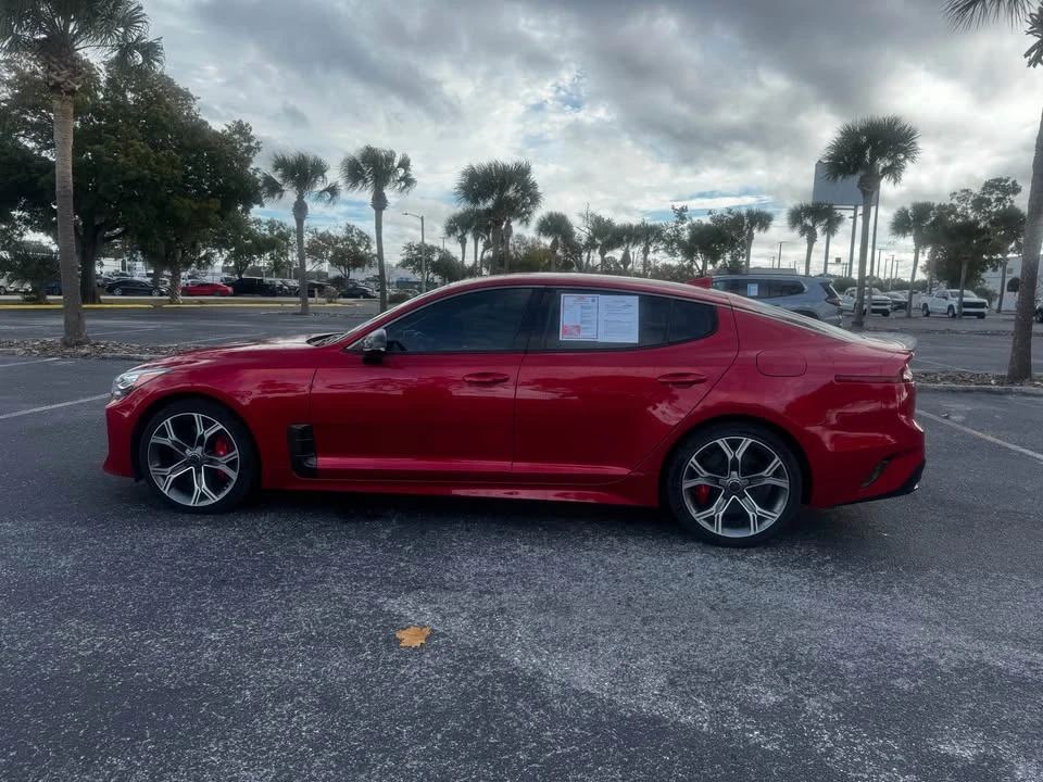2020 Kia Stinger GT - Image 9 of 12
