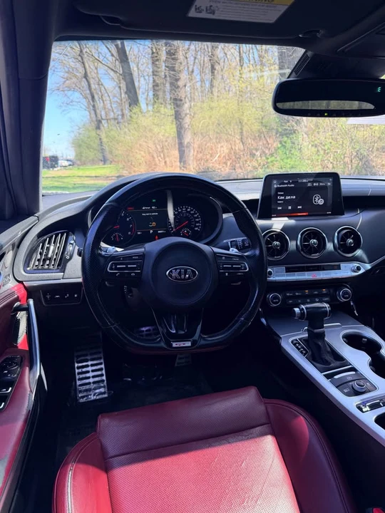 2020 Kia Stinger GT - Image 5 of 8