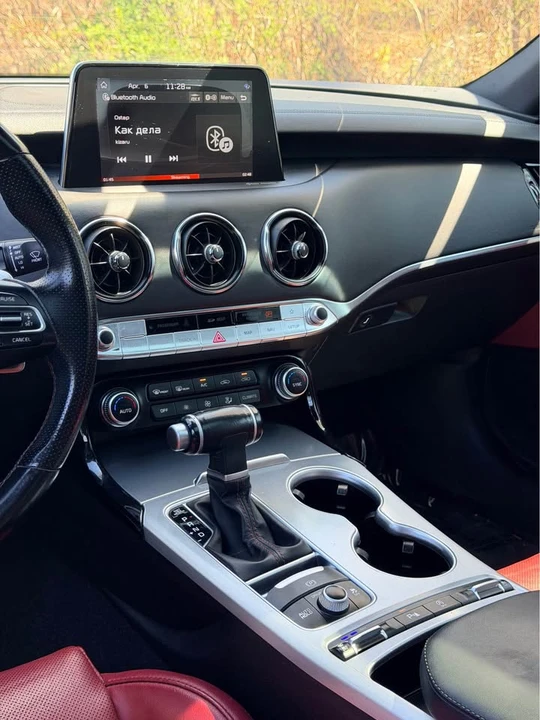 2020 Kia Stinger GT - Image 7 of 8