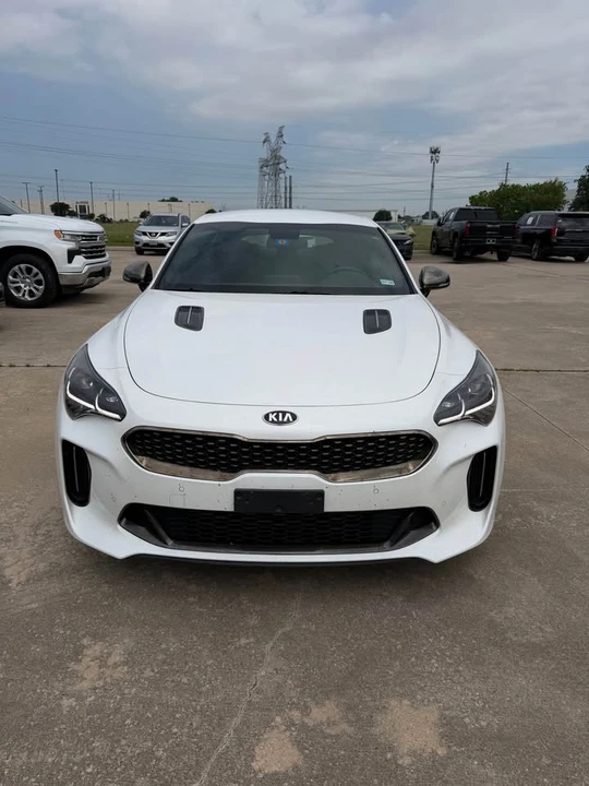 2020 Kia Stinger GT - Image 2 of 8