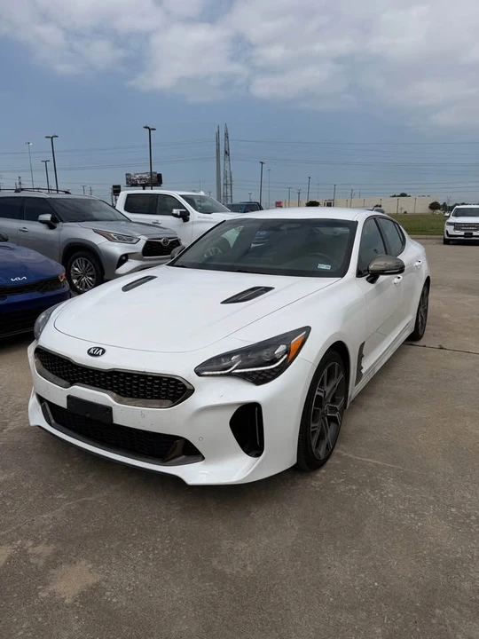 2020 Kia Stinger GT - Image 3 of 8
