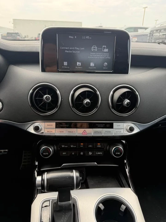 2020 Kia Stinger GT - Image 7 of 8