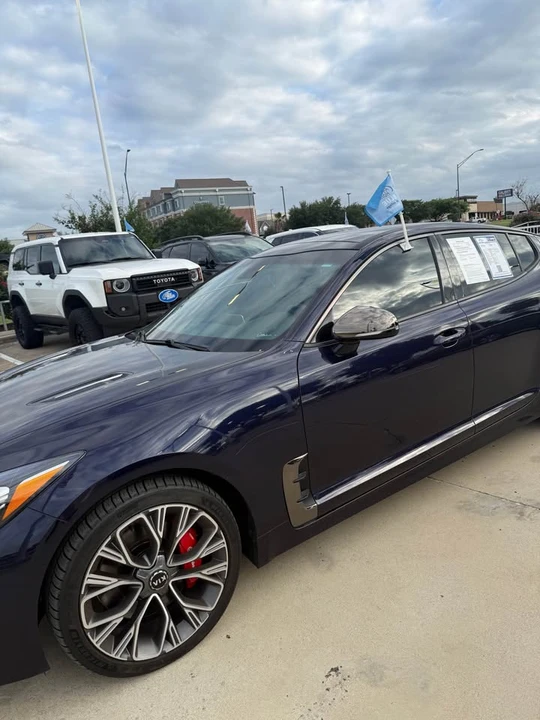 2020 Kia Stinger GT - Image 7 of 11