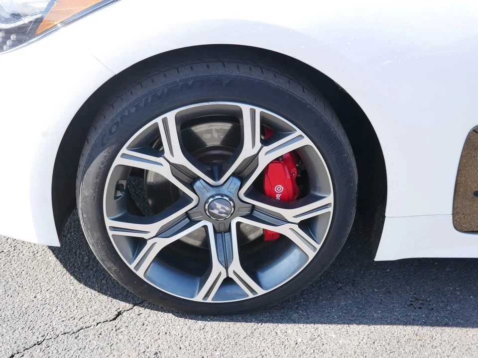 2020 Kia Stinger GT - Image 7 of 15