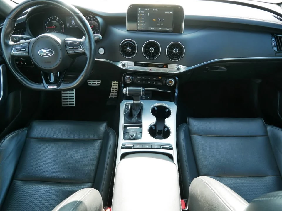 2020 Kia Stinger GT - Image 11 of 15