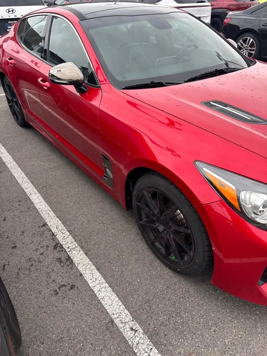 2020 Kia Stinger - Image 3 of 18