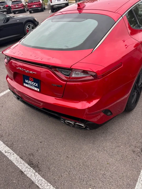 2020 Kia Stinger - Image 4 of 18
