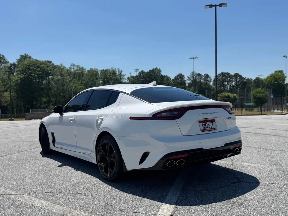 2020 Kia Stinger - Image 2 of 17
