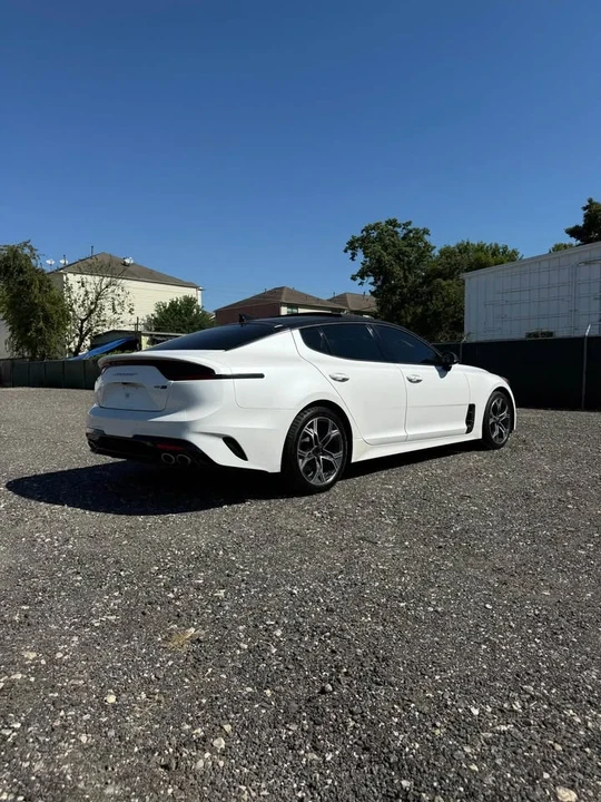 2020 Kia Stinger - Image 12 of 12
