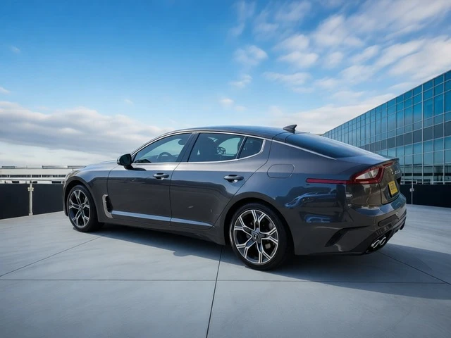 2020 Kia Stinger - Image 5 of 20