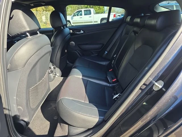 2020 Kia Stinger - Image 15 of 20