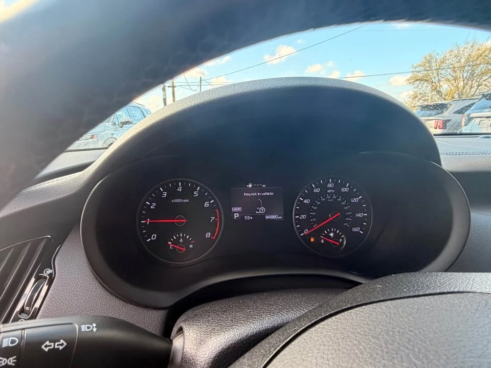 2020 Kia Stinger - Image 9 of 10