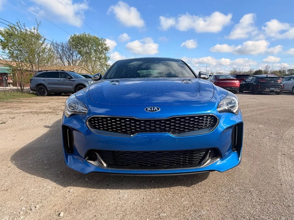 2020 Kia Stinger - Image 2 of 10