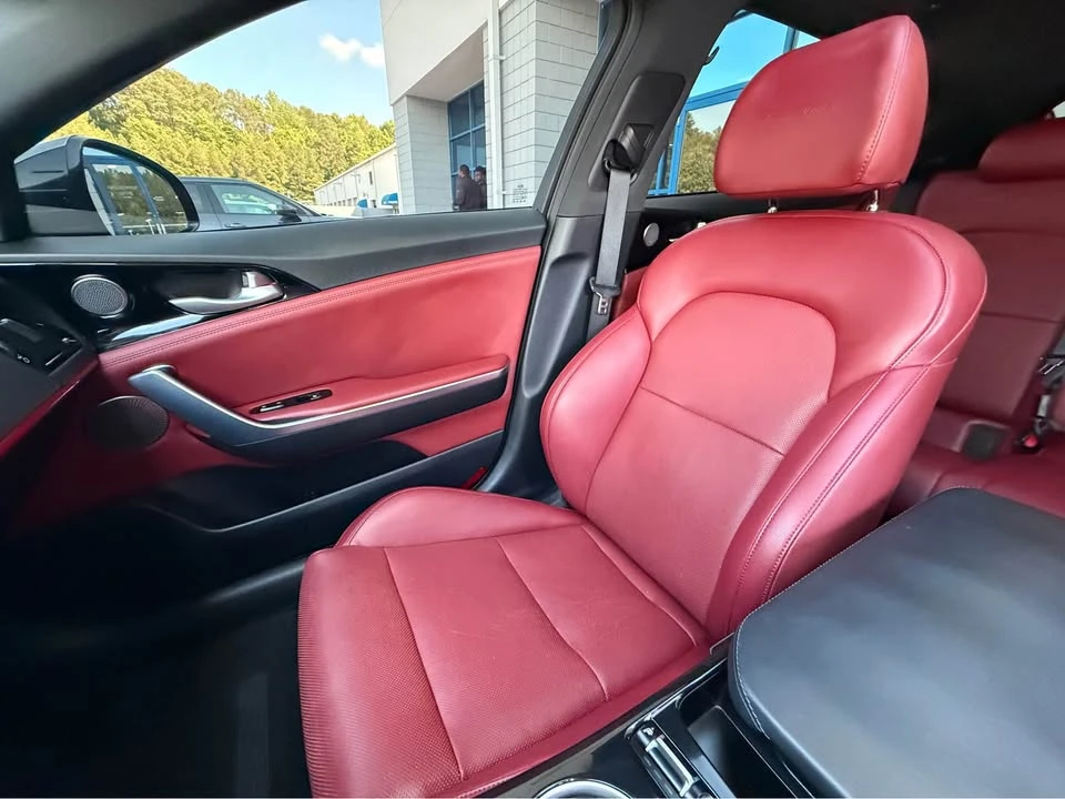 2020 Kia Stinger - Image 9 of 13