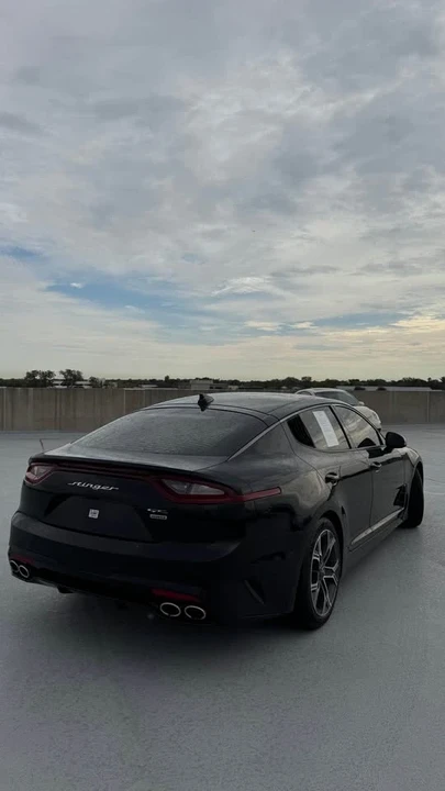 2020 Kia Stinger - Image 6 of 15