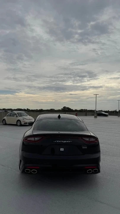 2020 Kia Stinger - Image 5 of 15