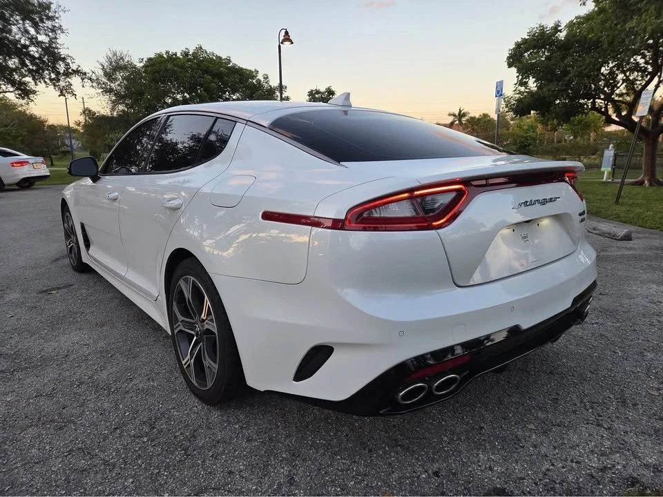 2020 Kia Stinger - Image 6 of 12