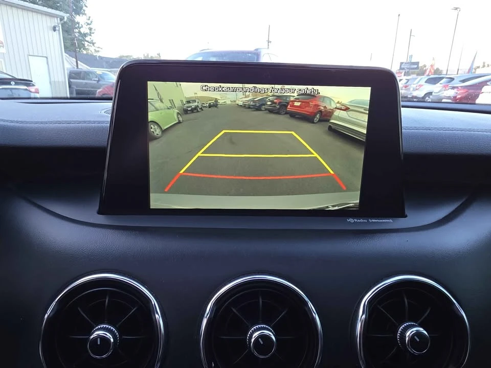 2020 Kia Stinger - Image 14 of 19