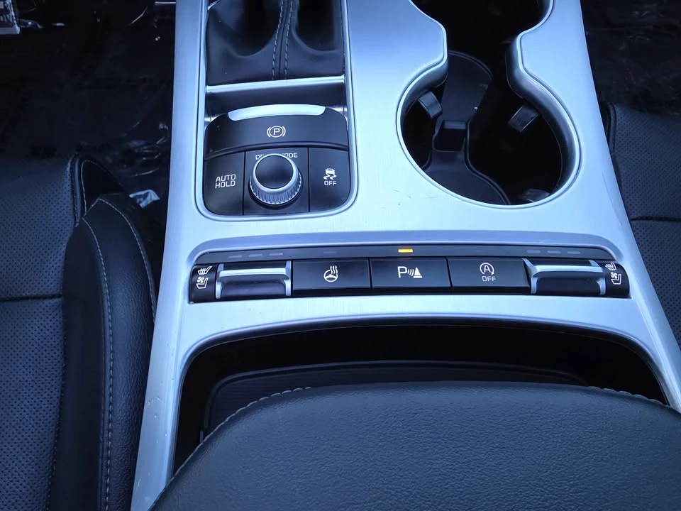 2020 Kia Stinger - Image 12 of 19