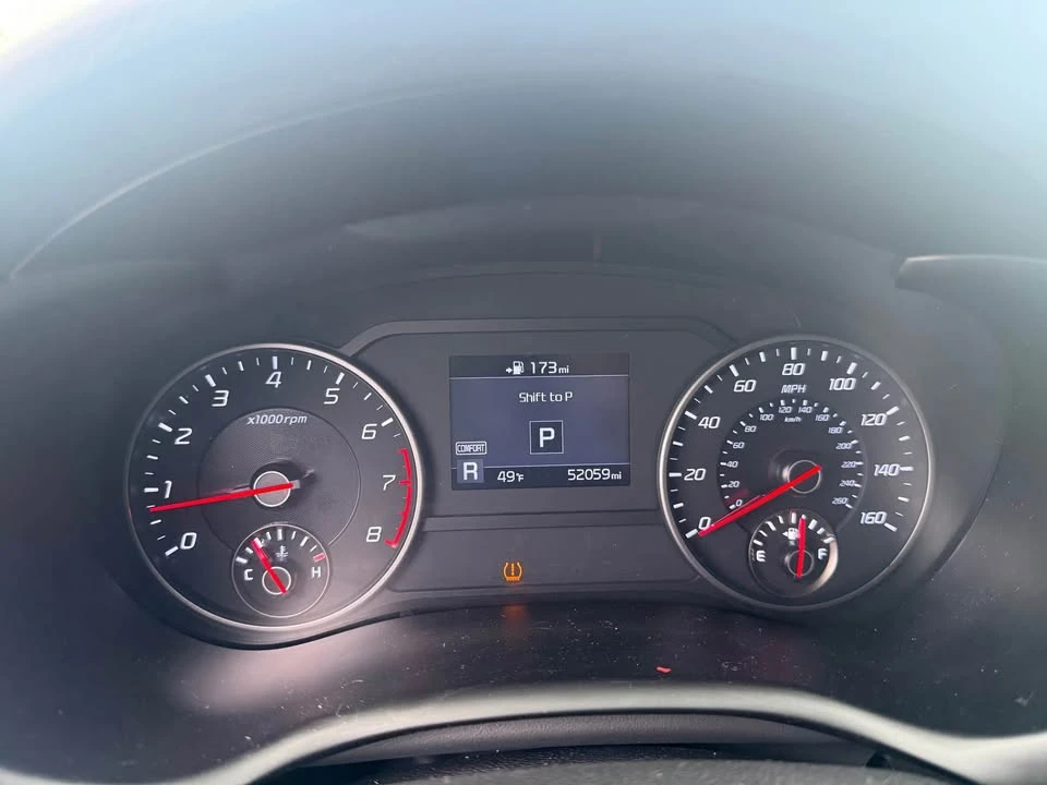 2020 Kia Stinger - Image 9 of 19