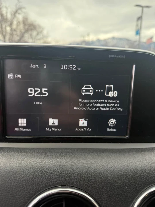 2020 Kia Stinger - Image 10 of 19