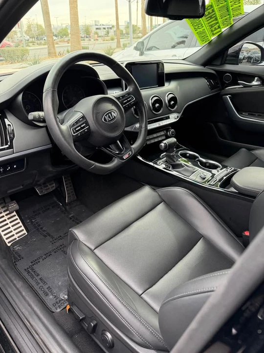 2020 Kia Stinger - Image 4 of 4