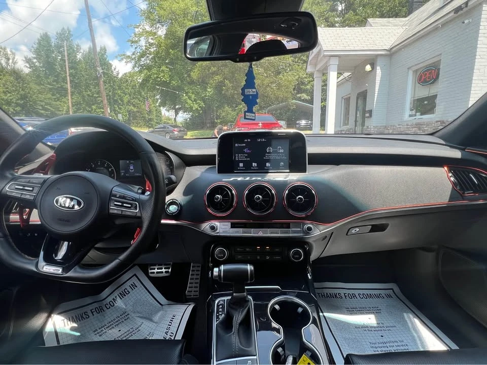 2020 Kia Stinger - Image 5 of 11