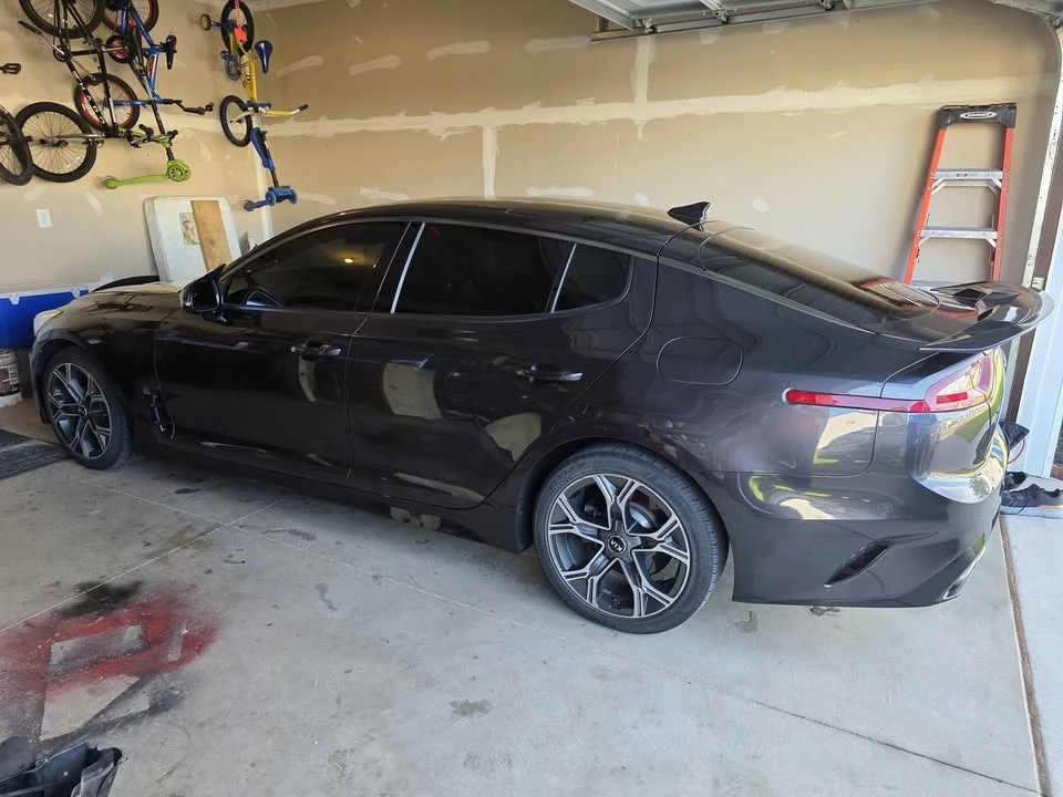 2020 Kia Stinger - Image 3 of 9