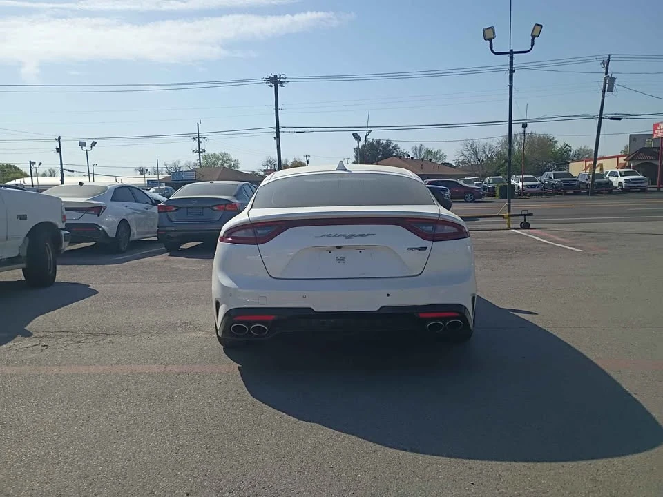 2020 Kia Stinger - Image 6 of 10