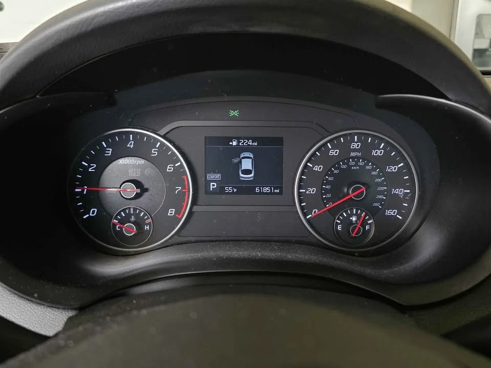 2020 Kia Stinger - Image 2 of 9