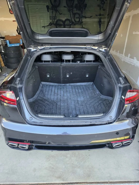 2020 Kia Stinger - Image 8 of 9