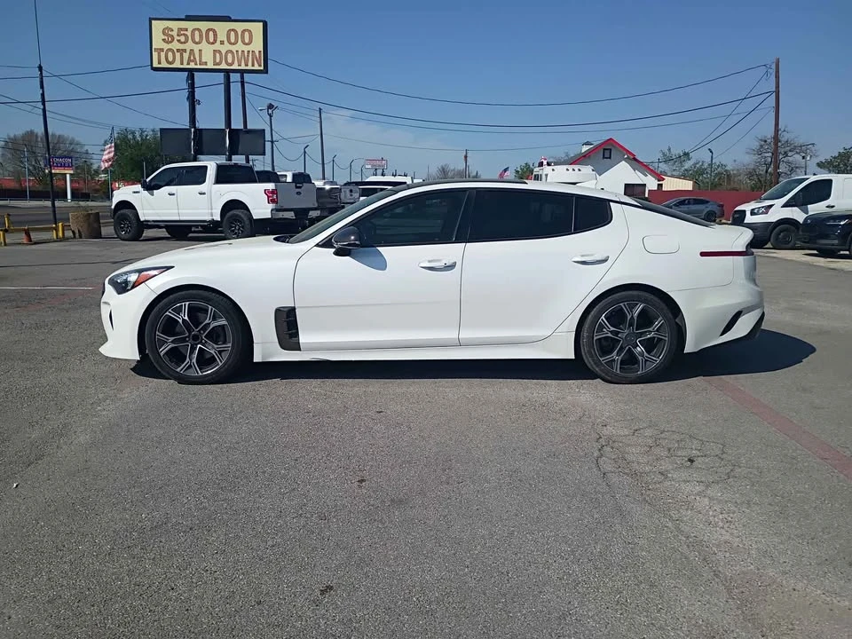 2020 Kia Stinger - Image 8 of 10