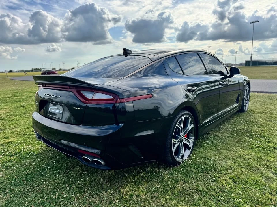 2020 Kia Stinger - Image 9 of 11