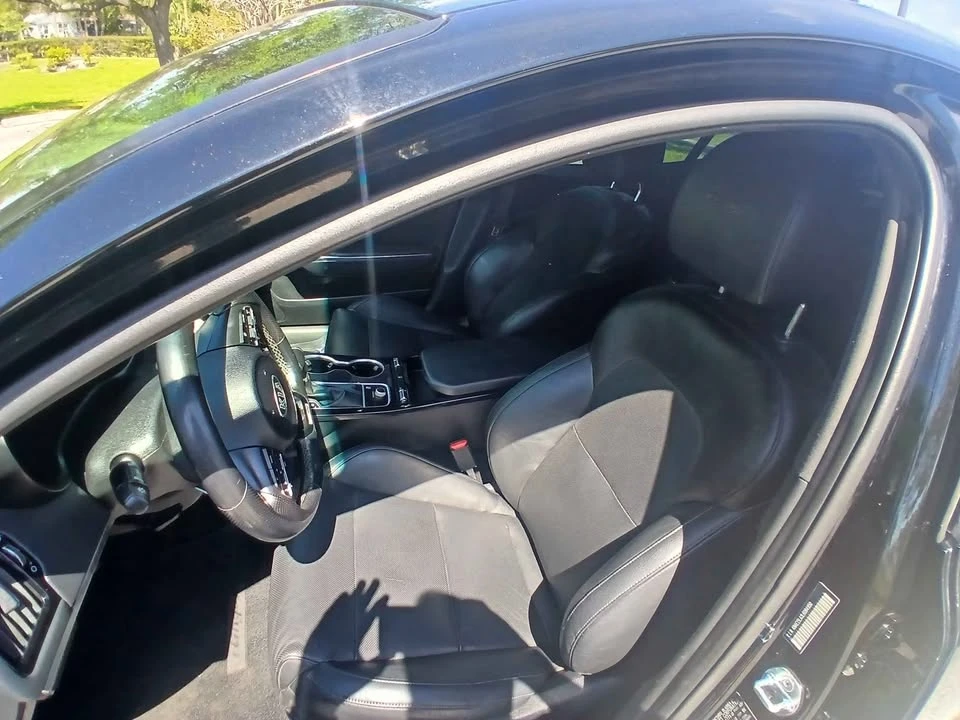 2020 Kia Stinger - Image 10 of 14
