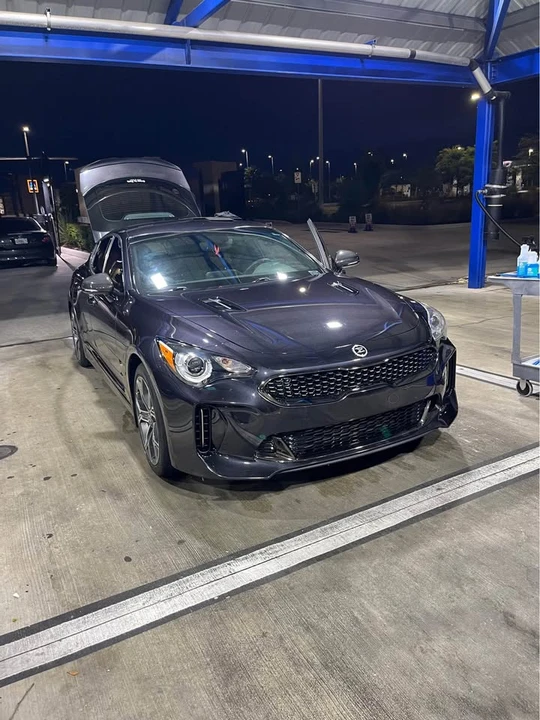 2020 Kia Stinger - Image 10 of 14