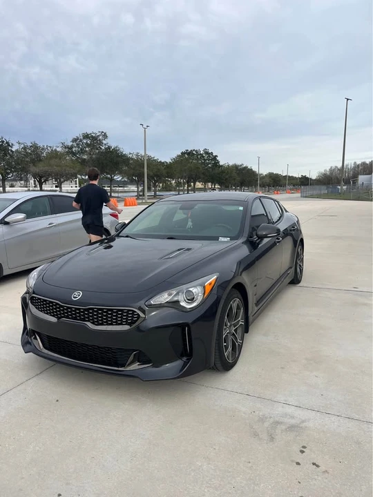 2020 Kia Stinger - Image 13 of 14