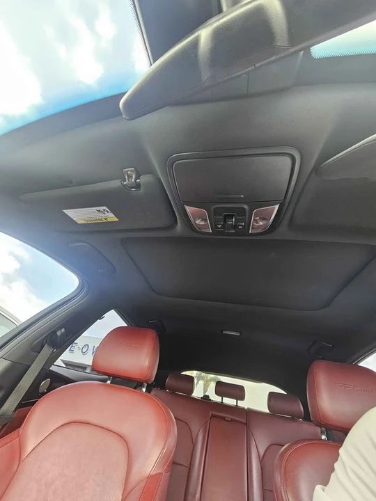2020 Kia Stinger - Image 6 of 10