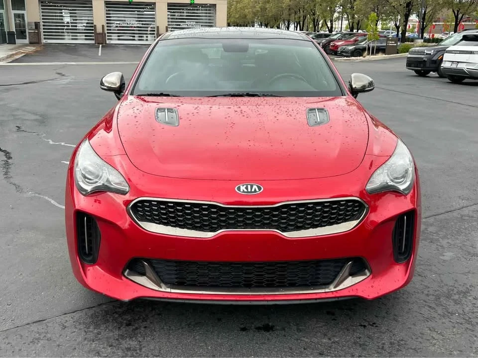 2020 Kia Stinger - Image 15 of 20