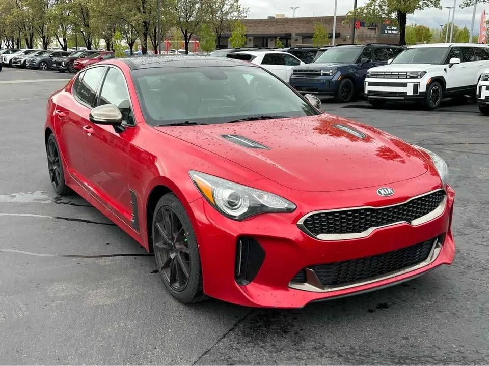 2020 Kia Stinger - Image 13 of 20