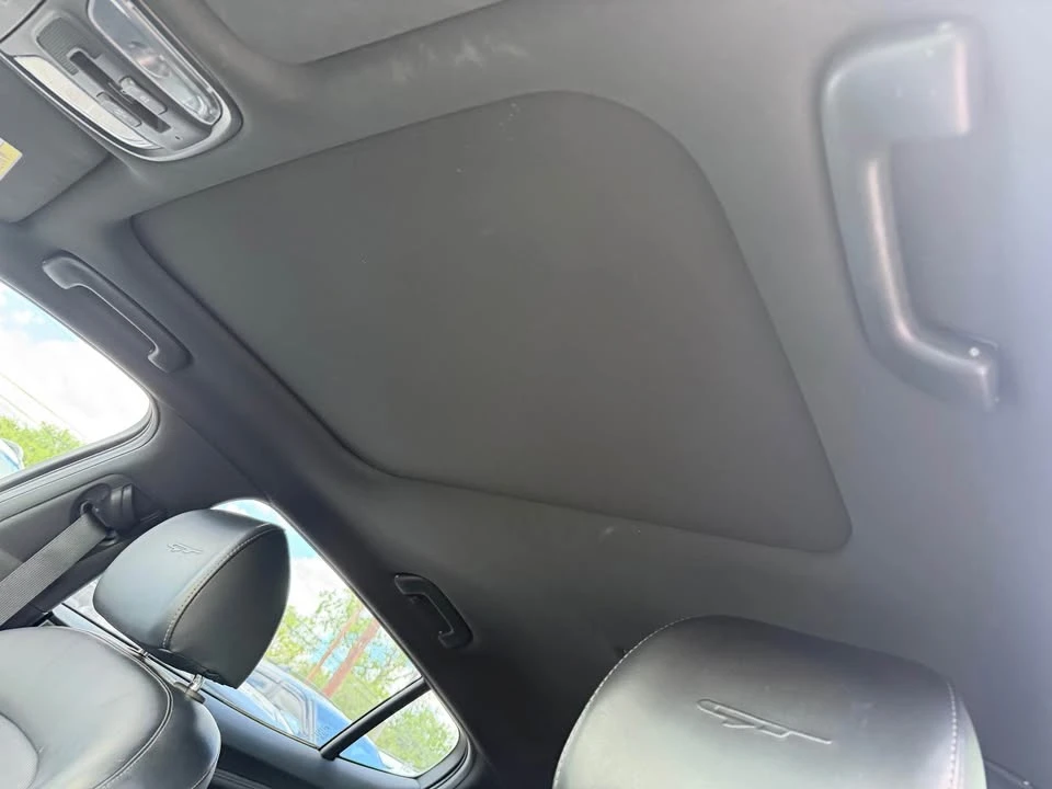 2020 Kia Stinger - Image 14 of 17