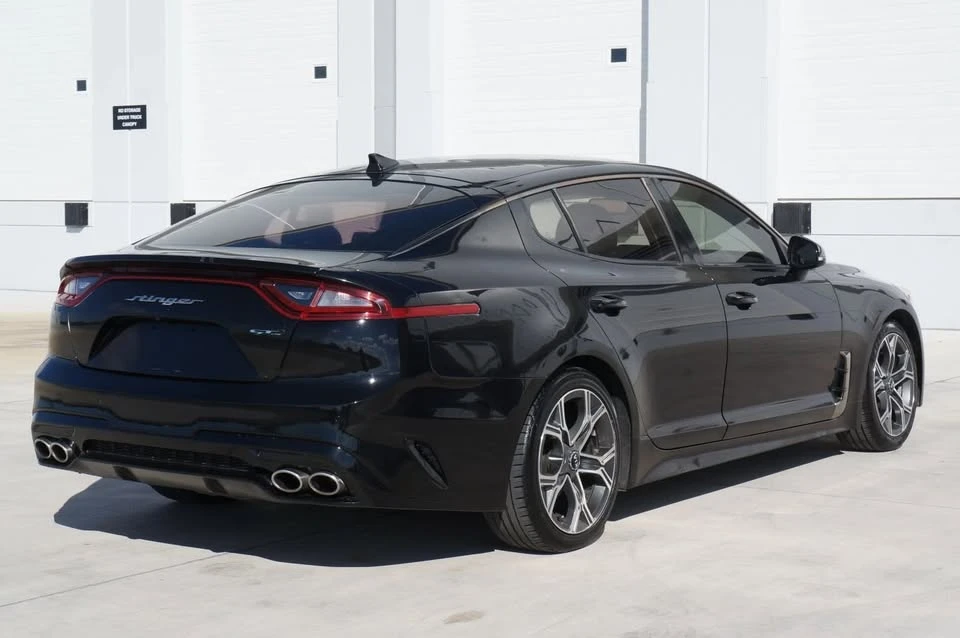 2020 Kia Stinger - Image 11 of 19