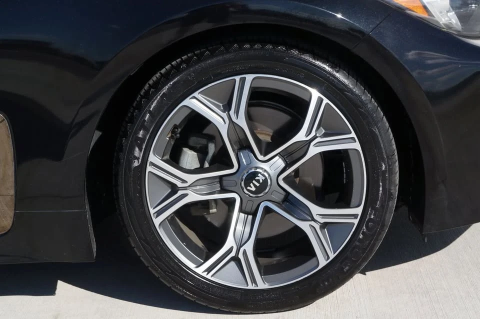 2020 Kia Stinger - Image 19 of 19