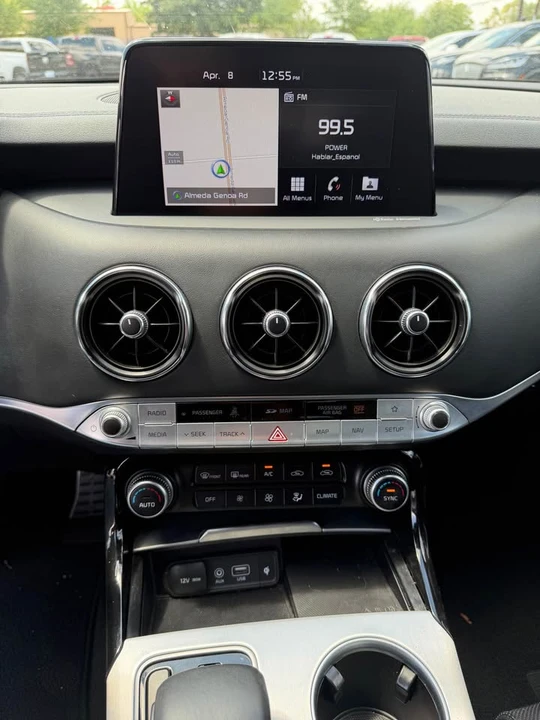 2020 Kia Stinger - Image 17 of 17