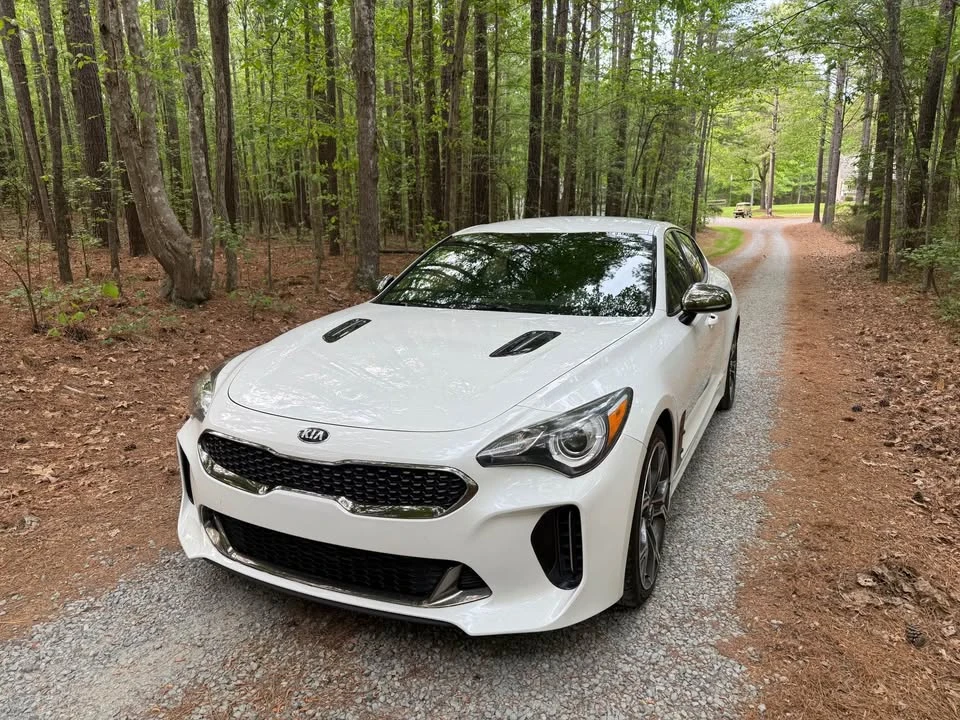 2020 Kia Stinger - Image 3 of 11